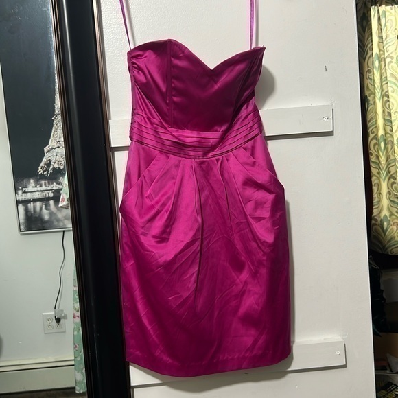 Beautiful pink size 2 H&M strapless dress